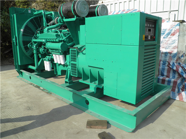 遵义发电车出租-柴油发电机散热器怎样散热