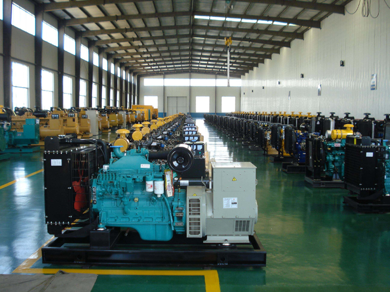 遵义租赁发电机-柴油发电机组冒蓝烟、冒黑烟、冒白烟故障分析