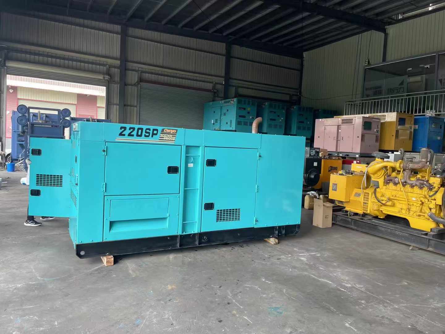 遵义800kW 柴油发电机的输出电流波动范围是多少？