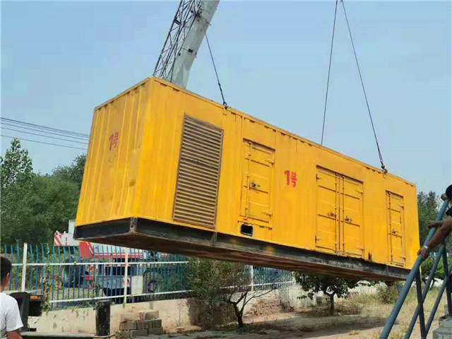 遵义300KW柴油发电机组油耗是多少？