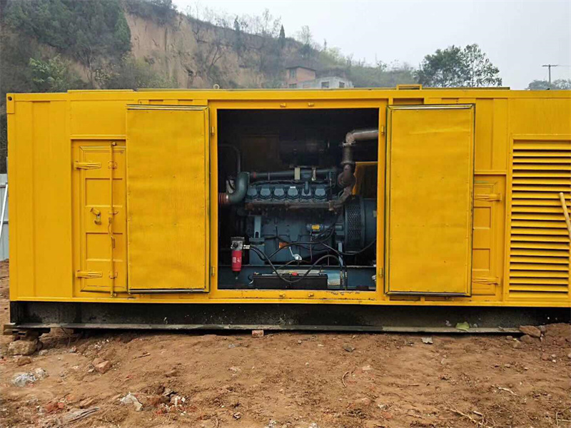 遵义发电机租赁冷却液的沸点降低到多少时需要更换