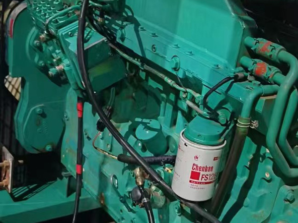 遵义如何确定新的发电机组控制系统是否与原系统兼容？